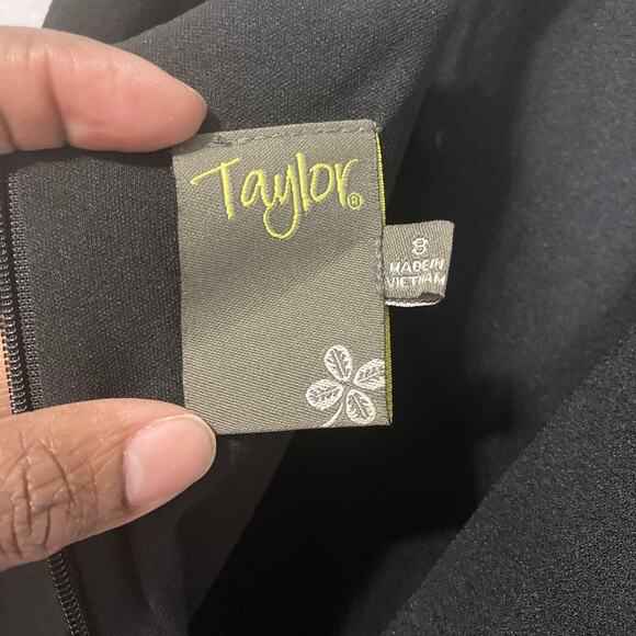 TAYLOR Women’s Size 8 Black Lace Bodice Jumpsuit Elegant Stretch Evening - Picture 4 of 9